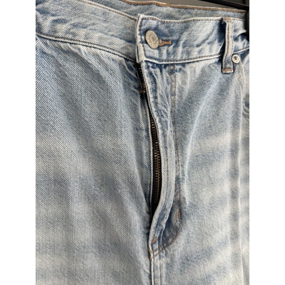 American Eagle Women’s Relaxed Mom Jeans Size 18 Light Wash Distressed Denim - Picture 9 of 12
